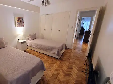 Departamento 5 ambientes con 2 baños