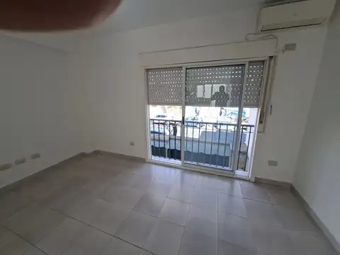 Depto Tipo Casa en Alquiler de Monoambiente