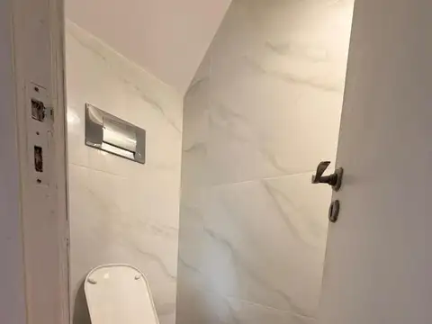 Depto Tipo Casa 4 ambientes con 2 baños