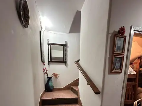 Casa 7 ambientes con 3 baños