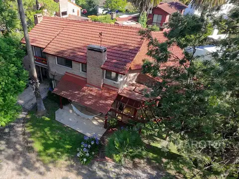 CASA EN VENTA EN CLUB DE CAMPO LOS HORNEROS - MAROTO PROPIEDADES
