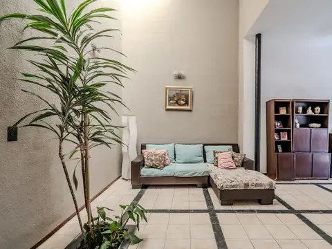 VENTA CASA 5 AMB COCHERA TERRAZA VELEZ SARSFIELD