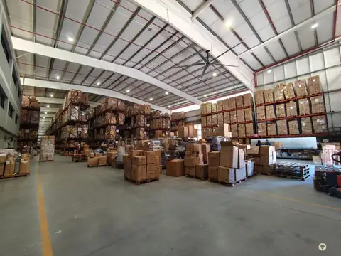 Galpon en alquiler de 6500m2 en Moreno