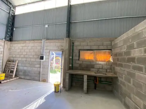 VENTA GALPON ZONA INDUSTRIAL OSTENDE