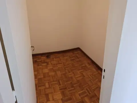 Departamento en Alquiler en Versalles, $ 600.000