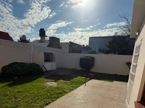 VENTA CASA AMERICANA 3 AMB !