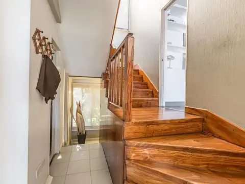 Casa en Venta en Villa Sarmiento, USD 385.000