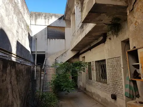 Depto Tipo Casa en Venta al Este