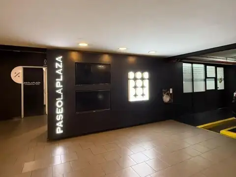 Paseo la Plaza - Cochera Amplia, Fija y Cubierta con RENTA