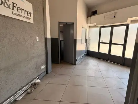 Oficina en Alquiler en Floresta, $ 1.700.000