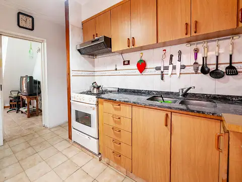 Casa 6 ambientes con 4 baños