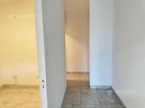 OFICINA  comercial en alquiler sobre Panamericana  - Maroto Propiedades