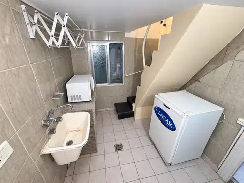 4 ambientes en Almagro planta baja detalles de época
