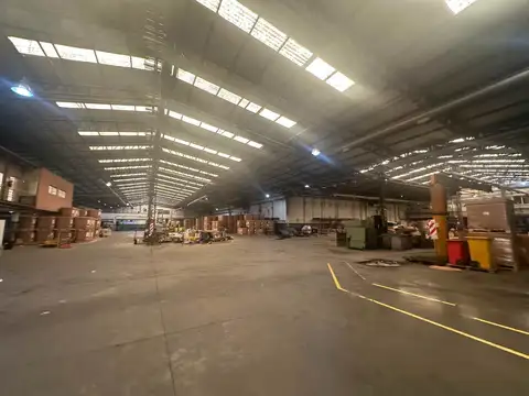 Galpon en Alquiler A Estrenar