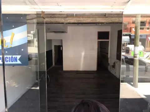 Local en Alquiler en Acassuso Vías / Santa Fe, $ 1.200.000