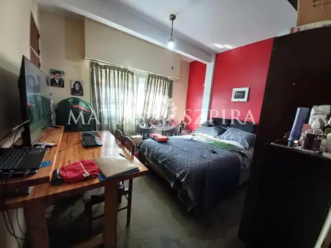 Venta Casa 4 ambientes y 2 locales en Tapiales