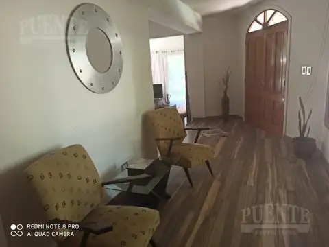 Casa en Alquiler Temporal con 1 cochera