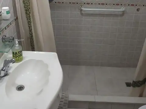 Venta PH 3 Ambientes al frente en Santos Lugares!