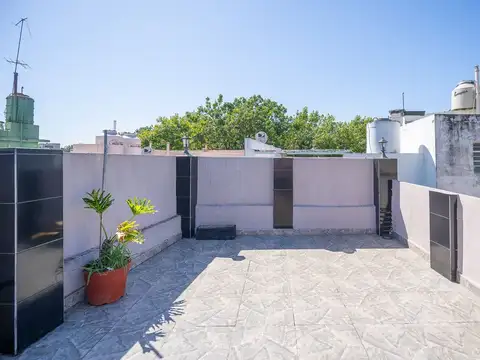 VENTA PH 3 AMB FLORES TERRAZA PROPIA SIN EXPENSAS