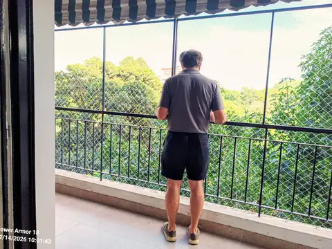 VENTA Departamento al  JARDIN BOTANICO 4 ambientes dependencia COCHERA vigilancia