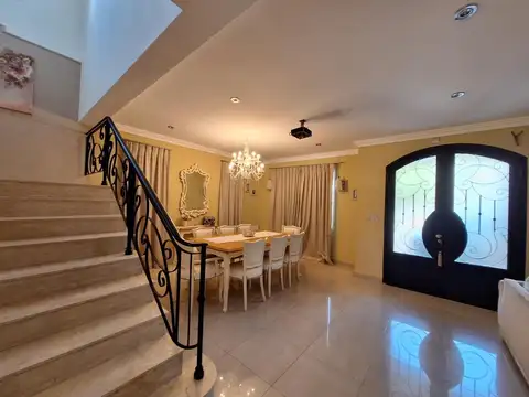 Casa en Venta de 4 dormitorios