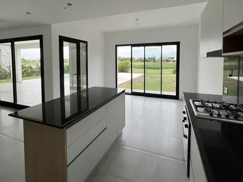 Casa en Venta 1 año