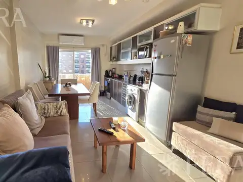 Venta departamento 2 ambientes con balcón en Avellaneda