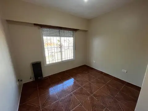 Casa - Alquiler - Argentina, San Miguel - Gutenberg 1328