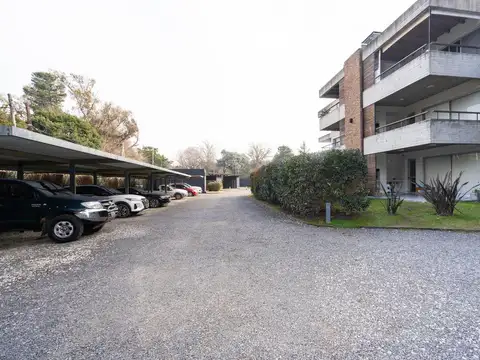 Departamento en Alquiler con 1 cocheras