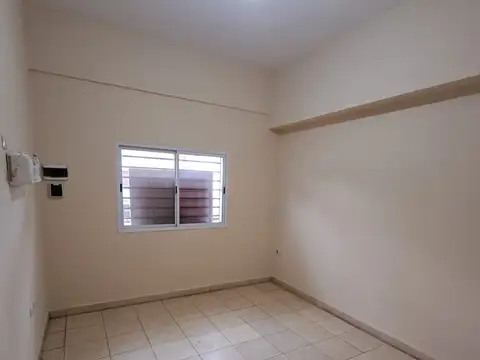 Depto Tipo Casa en Alquiler de 1 dormitorio