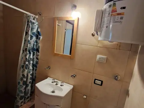 Depto Tipo Casa 2 ambientes con 1 baño