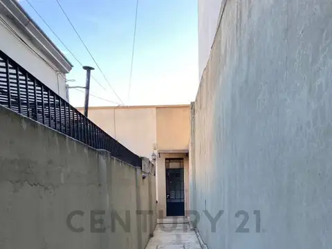 17 entre 66 Y 67 , Piso 0