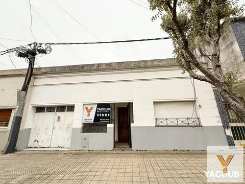 Casa en venta - 2 Dormitorios 1 Baño - La Plata