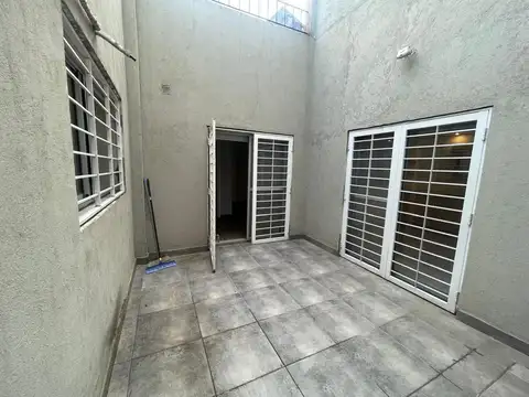 Casa en Villa Luro a la venta