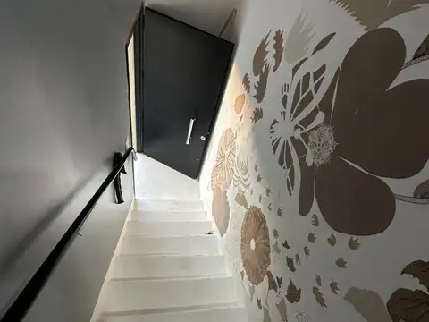 Oro 1400, Piso 1