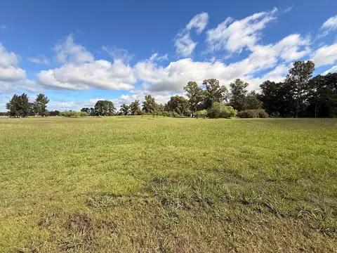 Terreno en Venta en Los Pinares Country Club, USD 37.000