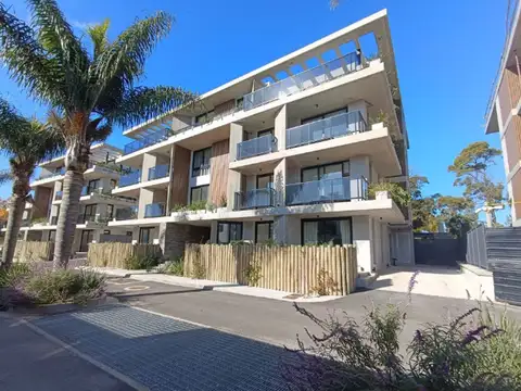 Venta apartamento, 1 dormitorio, Carrasco Norte.