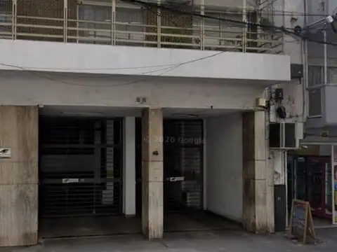 Cochera cubierta en zona centro