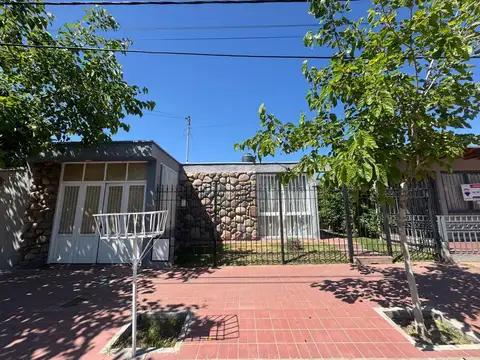 Casa en Venta B° Minetti, Godoy Cruz; Mendoza.