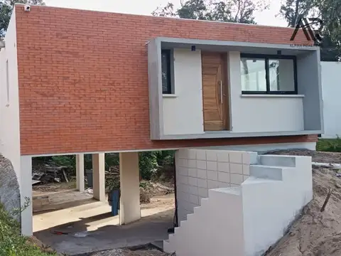 Casa en venta c/ cochera en Ocean Park