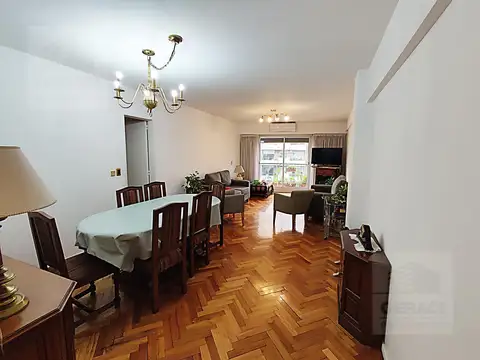 Departamento 4 ambientes con 2 baños
