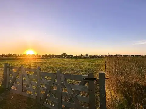 GRV - VENTA LOTE EN LAGUNA DE LAS PAMPAS - VILLA ESPIL -