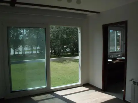 Casa 6 ambientes con 3 baños