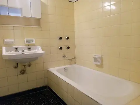 Oficina en Alquiler en Velez Sarsfield, $ 730.000