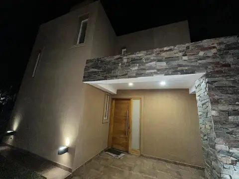 Casa en venta - Barrio Cerrado San Ignacio, San Luis Capital