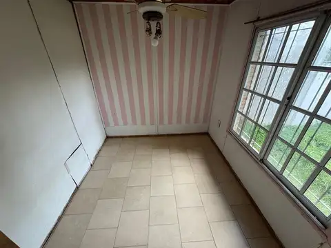 VENTA CASA 4 AMBIENTES DEL VISO MONTECARLO