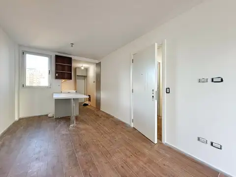 Departamento 2 ambientes con balcón · Guemes