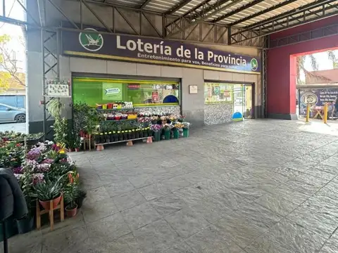 Local en Alquiler Via Pública