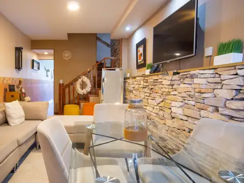 Depto Tipo Casa en Venta 20 años