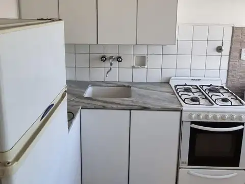 Departamento en Alquiler en Once, $ 700.000